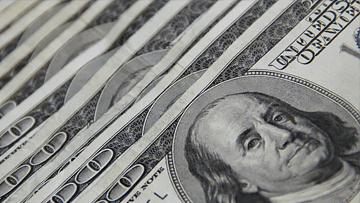 A large bank reduces configuration management complexity